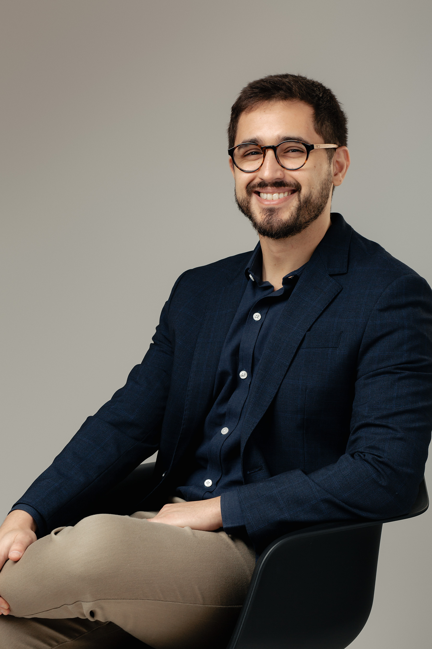 Dr. Gabriel Alcala